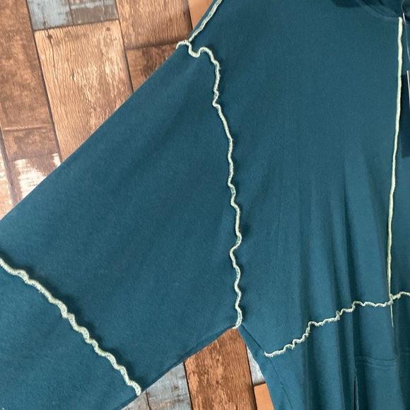 Wild fable Medium green lettuce seam hoodie - Picture 9 of 16